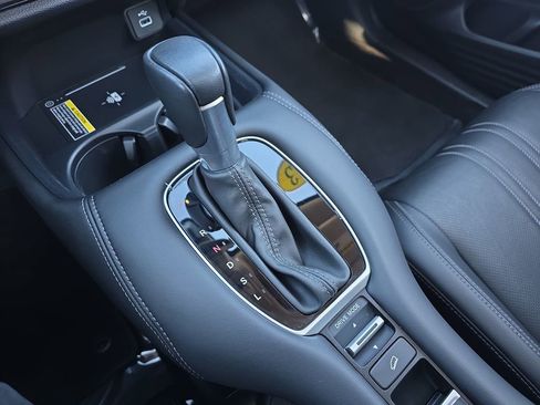 Used 2023 Honda HR-V EX-L image 21