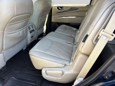 Used 2019 INFINITI QX60 Luxe w/ Essential Package AWD/4WD image 8