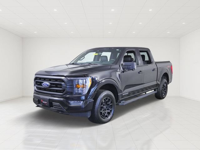Used 2021 Ford F150 XLT w/ Equipment Group 302A High AWD/4WD image 3