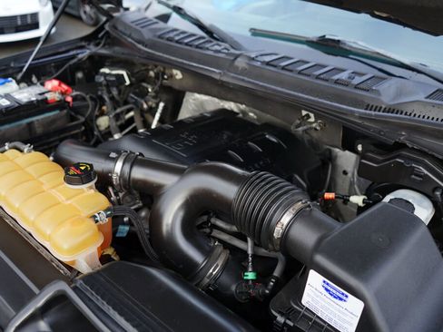 Used 2015 Ford F150 XLT w/ Equipment Group 301A Mid image 11