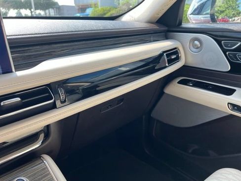 Used 2020 Lincoln Aviator Black Label w/ Dynamic Handling Package AWD/4WD image 18
