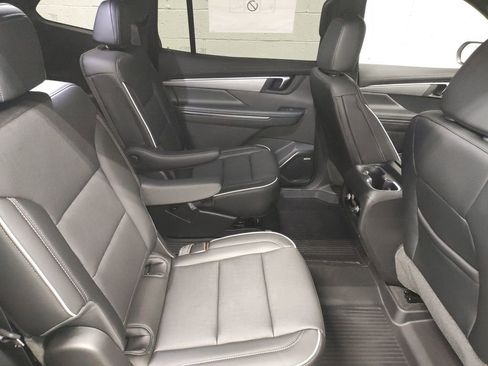 New 2026 Buick Enclave Preferred w/ LPO, Floor Liner Package image 12