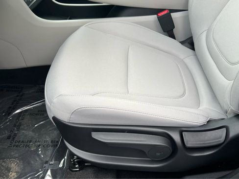 New 2026 Hyundai Tucson Blue SE image 29