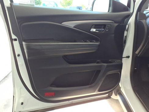 Used 2022 Honda Pilot Special Edition image 4