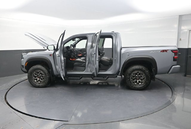 Used 2026 Nissan Frontier PRO-4X w/ Pro Premium Package AWD/4WD image 42