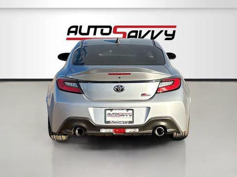 Used 2024 Toyota GR86 Premium RWD image 6