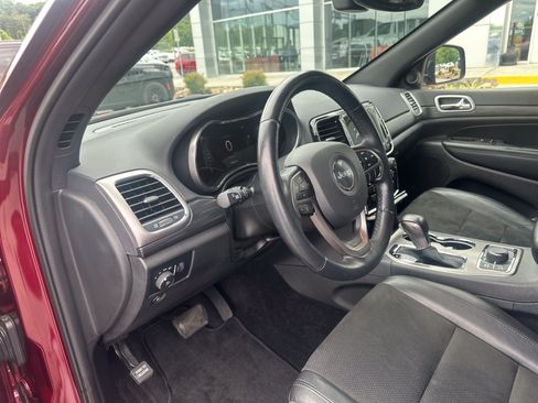 Used 2022 Jeep Grand Cherokee Laredo X AWD/4WD image 17