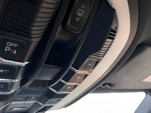 Used 2017 Porsche Macan S AWD/4WD image 25
