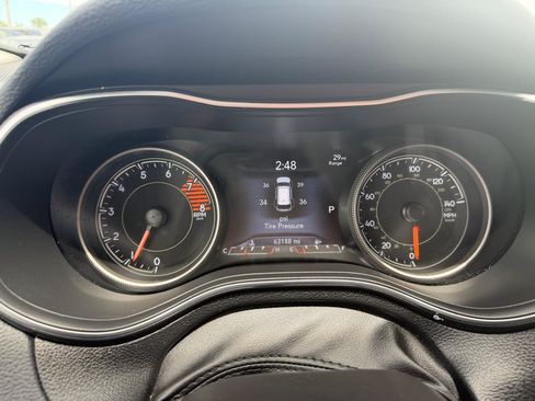 Used 2019 Jeep Cherokee Limited w/ Luxury Group AWD/4WD image 19