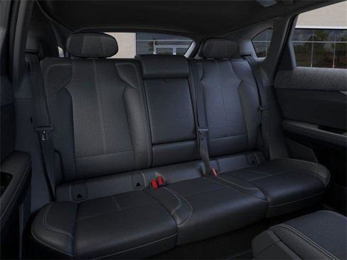 New 2026 Cadillac Optiq Luxury 1 image 17