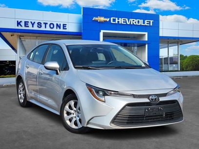 Used 2025 Toyota Corolla LE