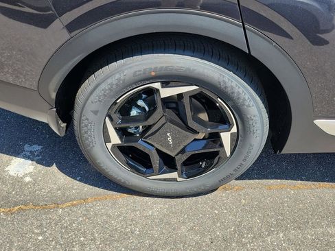 New 2026 Kia Sportage EX image 42