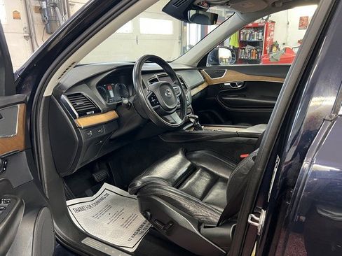 Used 2016 Volvo XC90 T6 Inscription w/ Vision Package image 6