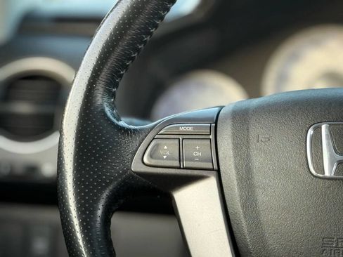 Used 2010 Honda Pilot EX-L image 24