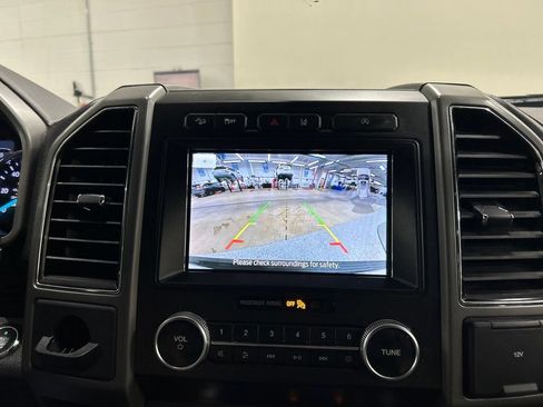 Used 2021 Ford Expedition XLT AWD/4WD image 21