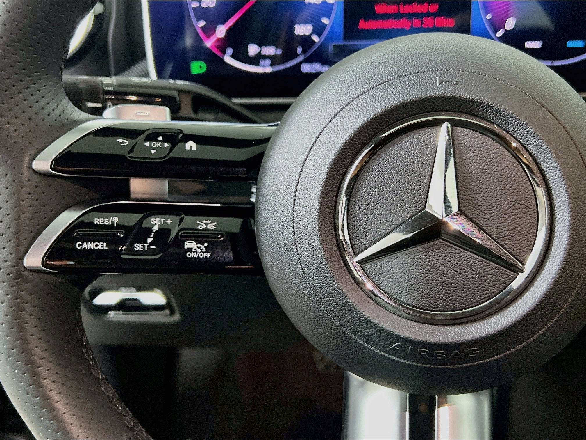 Used 2024 Mercedes-Benz C 300 Sedan w/ AMG Line w/ Night Package image 19