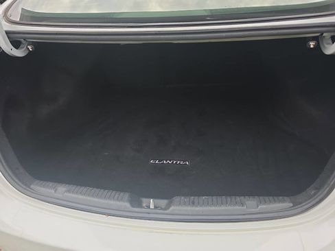 Used 2016 Hyundai Elantra Value Edition FWD image 22