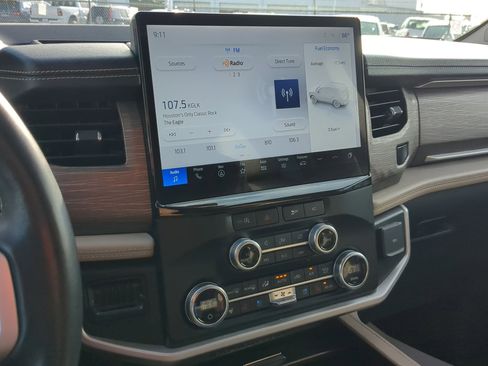 Used 2024 Ford Expedition Max Limited image 23