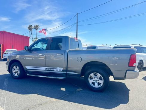 Used 2011 RAM 1500 Classic SLT w/ Protection Group AWD/4WD image 3
