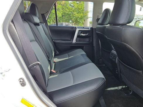 Used 2018 Toyota 4Runner SR5 Premium RWD image 14