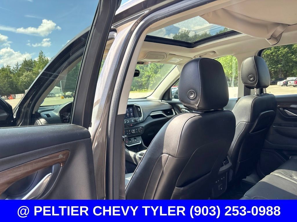 Used 2020 GMC Terrain Denali w/ Denali Premium Package AWD/4WD image 21