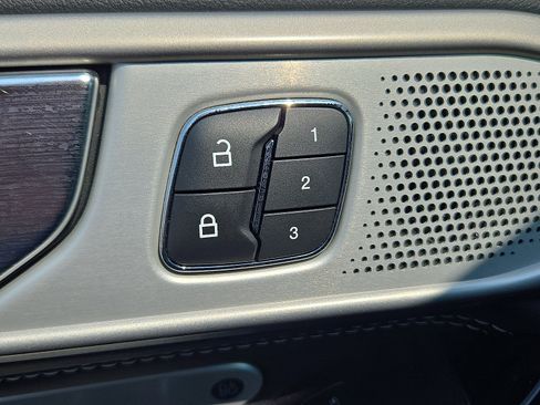 Certified 2022 Ford Explorer ST w/ Equipment Group 401A image 10