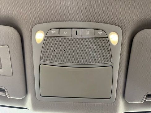 Used 2020 Nissan Rogue S w/ Special Edition Package FWD image 34