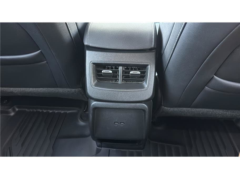 Used 2024 Chevrolet Equinox EV LT FWD image 23