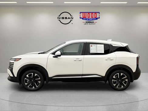 Certified 2025 Nissan Kicks SV image 6