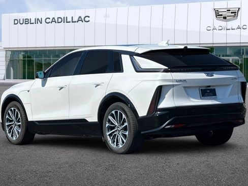 Certified 2024 Cadillac Lyriq Sport w/ LPO, Floor Liner Package AWD/4WD image 6