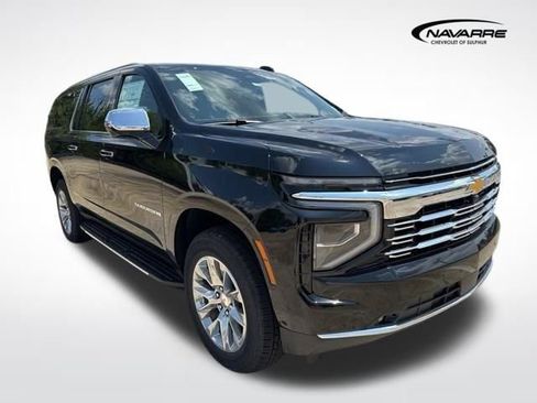 New 2025 Chevrolet Suburban Premier image 1