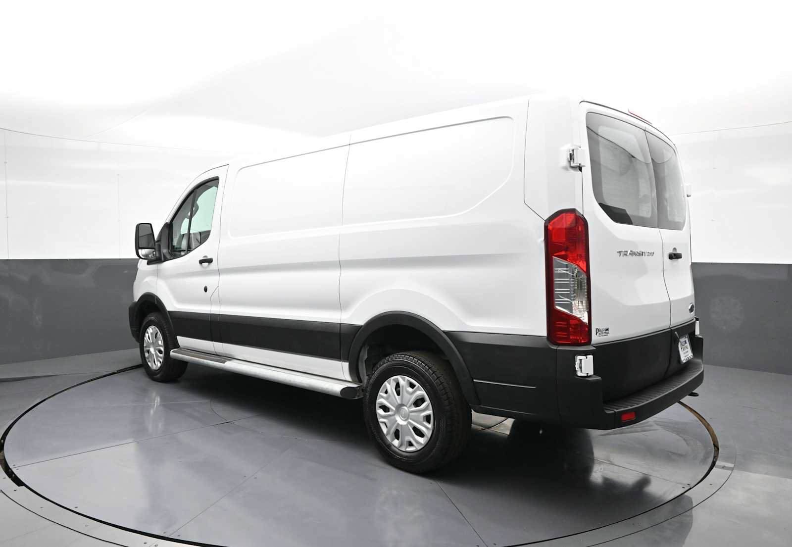 Used 2025 Ford Transit 250 Low Roof w/ Exterior Upgrade Package RWD image 8