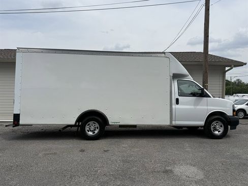 Used 2021 Chevrolet Express 3500 w/ Power Convenience Package RWD image 1