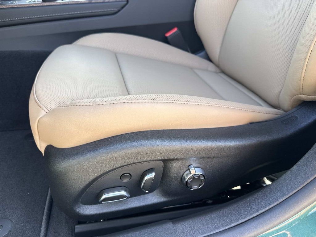 New 2026 Cadillac CT5 Premium Luxury w/ LPO, Radiant Package RWD image 20
