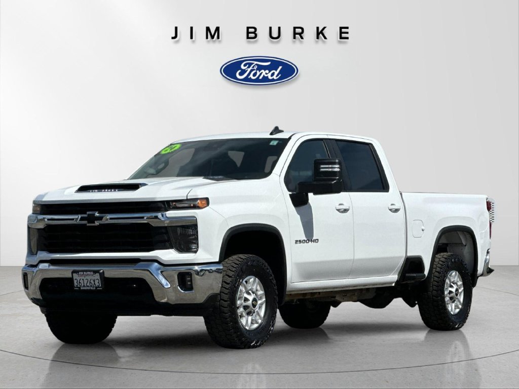 Used 2024 Chevrolet Silverado 2500 LT w/ Convenience Package AWD/4WD image 1