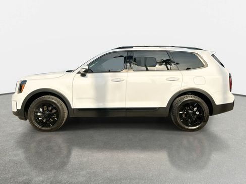 Used 2025 Kia Telluride AWD image 4