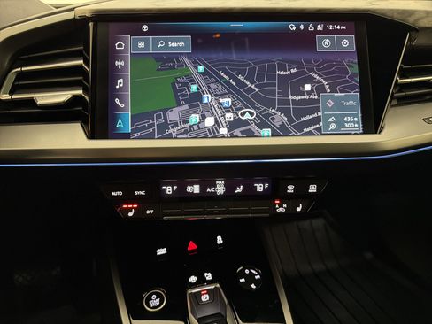 Used 2023 Audi Q4 e-tron Premium Plus w/ Premium Plus image 21