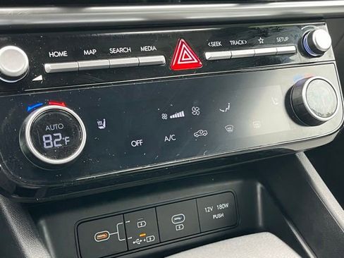 Used 2025 Hyundai Santa Cruz SEL AWD/4WD image 17