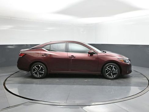 Certified 2024 Nissan Sentra SV image 26