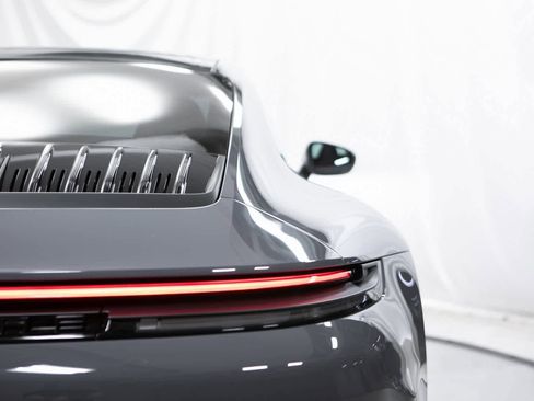 Certified 2025 Porsche 911 Carrera image 35