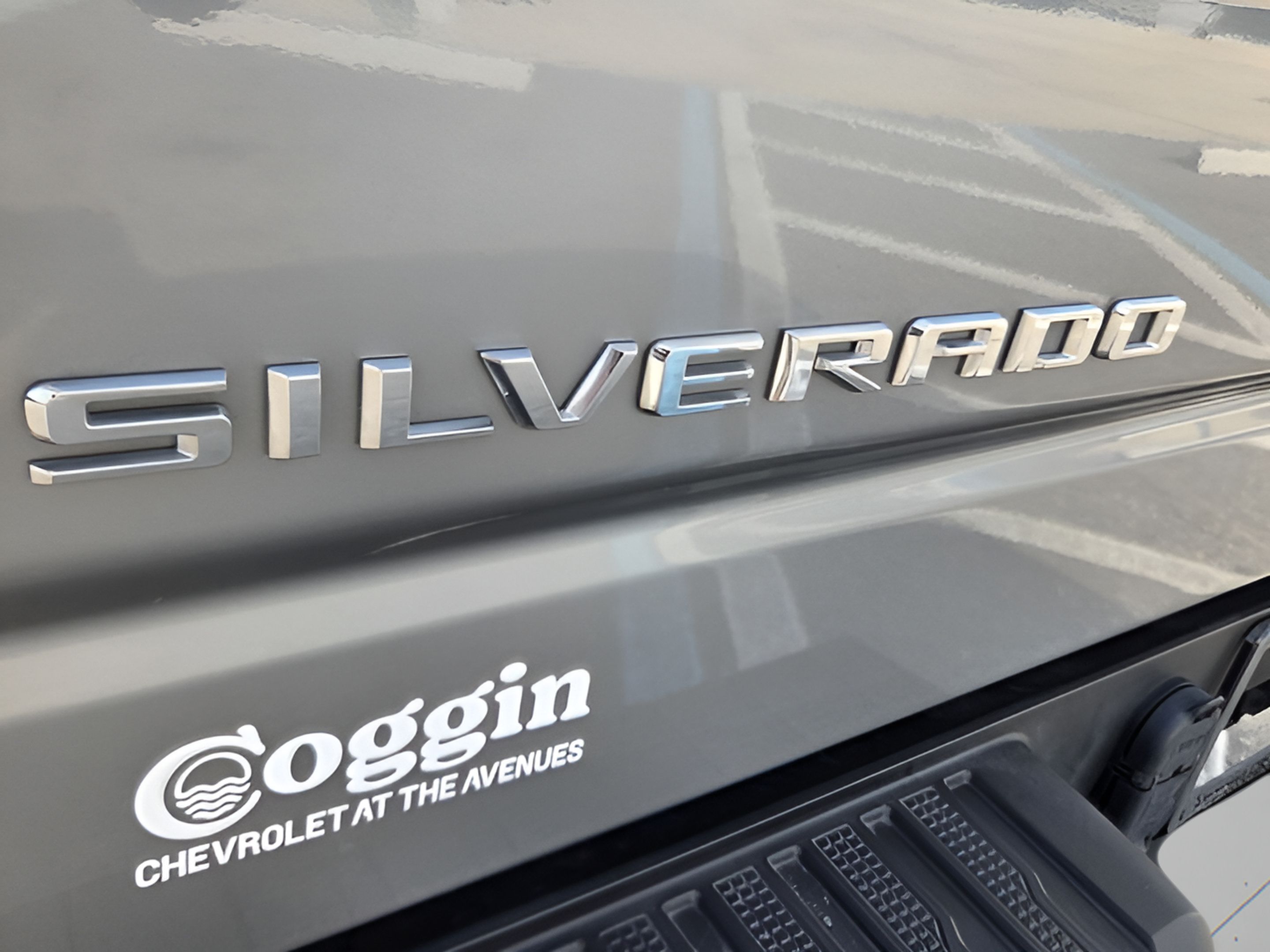 Used 2025 Chevrolet Silverado 1500 LT AWD/4WD image 30