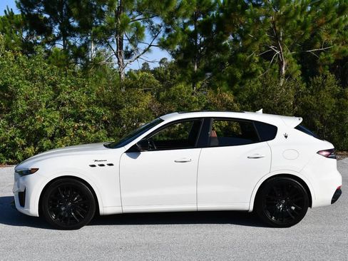 Used 2022 Maserati Levante Modena AWD/4WD image 29