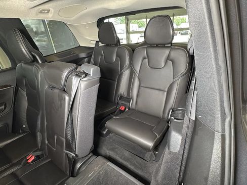 Used 2017 Volvo XC90 T6 Momentum w/ Vision Package AWD/4WD image 27