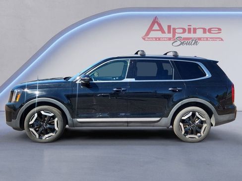 Used 2025 Kia Telluride S image 2