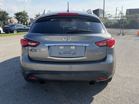 Used 2017 INFINITI QX70 AWD w/ Premium Package image 8