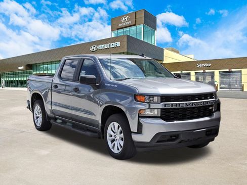 Used 2021 Chevrolet Silverado 1500 Custom AWD/4WD image 3