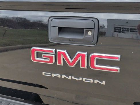Used 2022 GMC Canyon Elevation w/ Trailering Package image 38