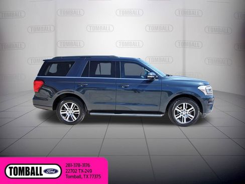 Certified 2022 Ford Expedition XLT image 8