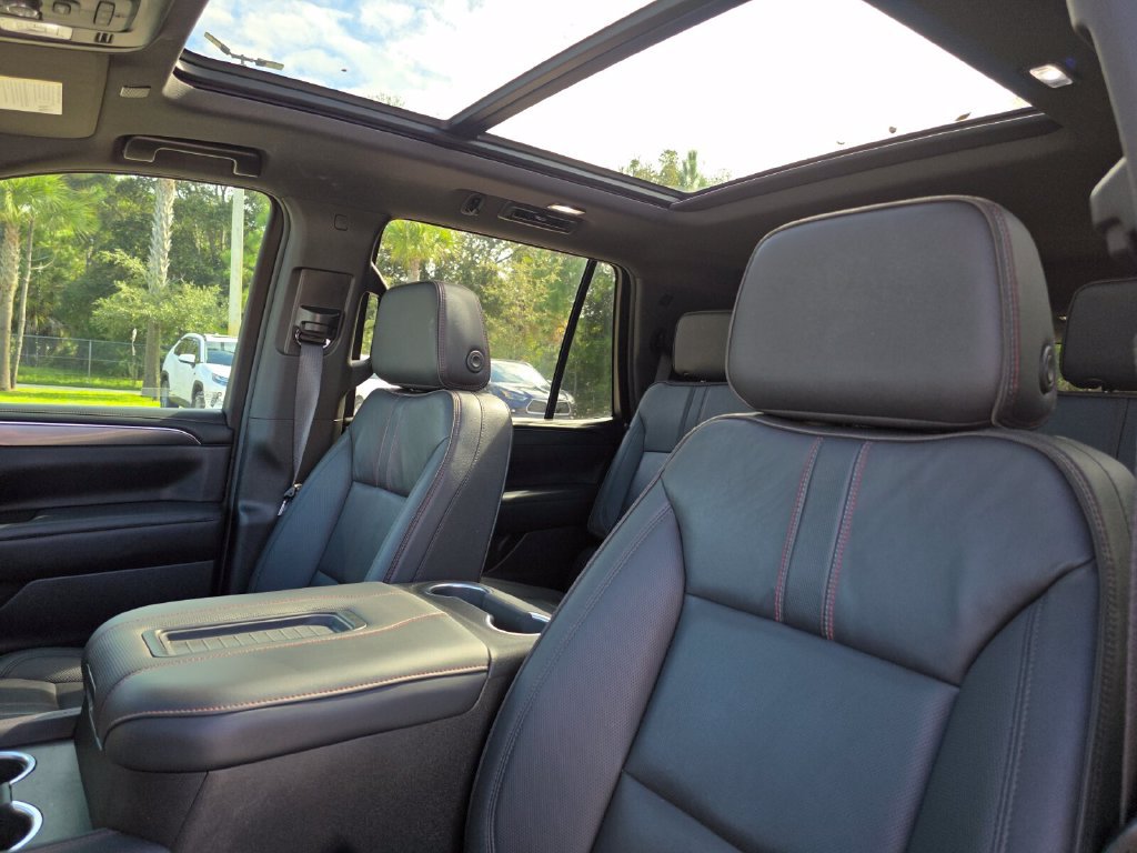 Used 2024 Chevrolet Tahoe RST w/ Luxury Package RWD image 26