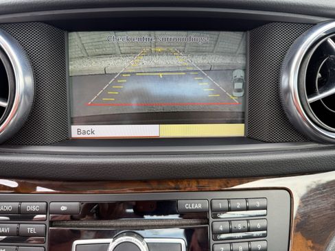 Used 2013 Mercedes-Benz SL 550 image 26